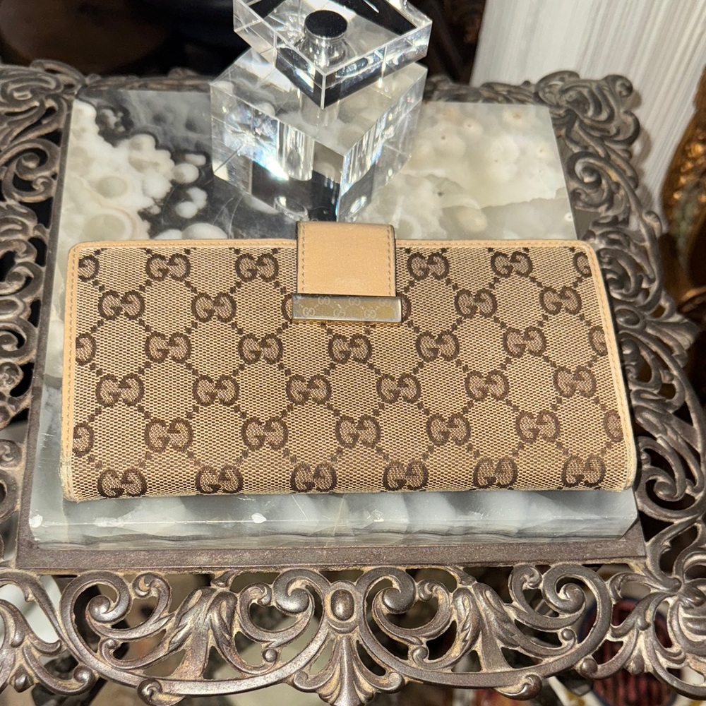 Gucci Beige Monogram Wallet